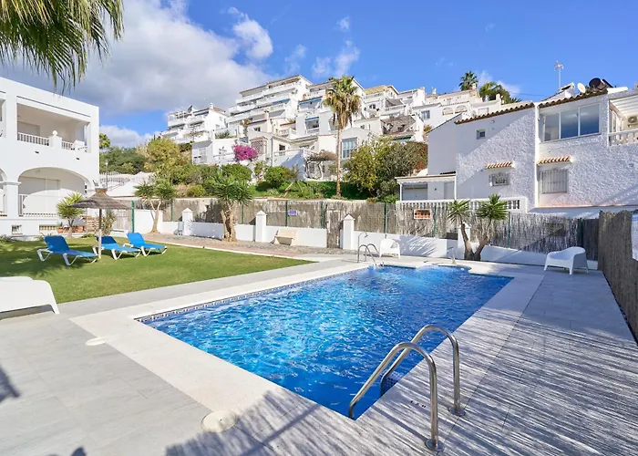 Aparthotel Apto 3 Almoraide 3*