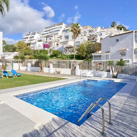 Aparthotel Apto 3 Almoraide 3*